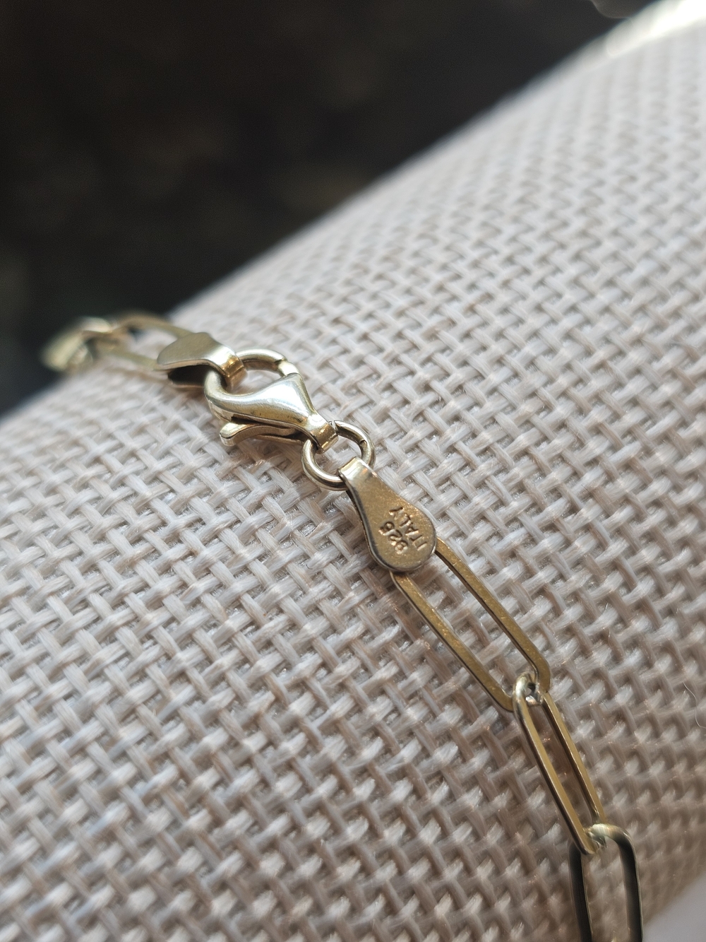 925 Gold Washed Paperclip Bracelet.